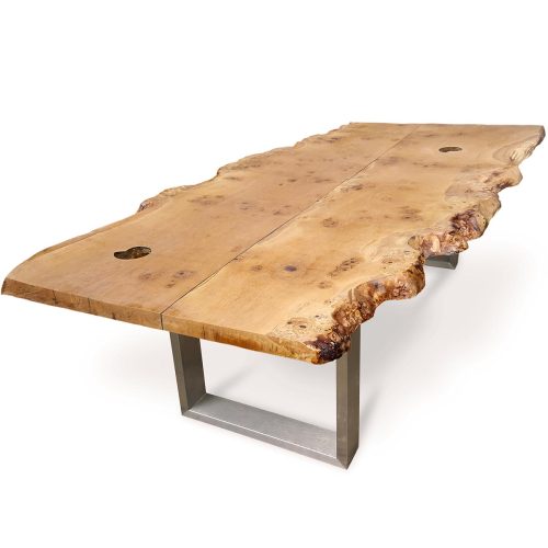 Pippy Oak dining table, Cheshire